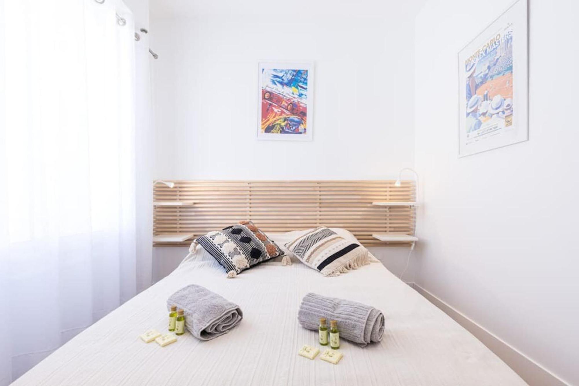 Spitalieri- Sunny Terrace With View -New Apartment Nice Bagian luar foto