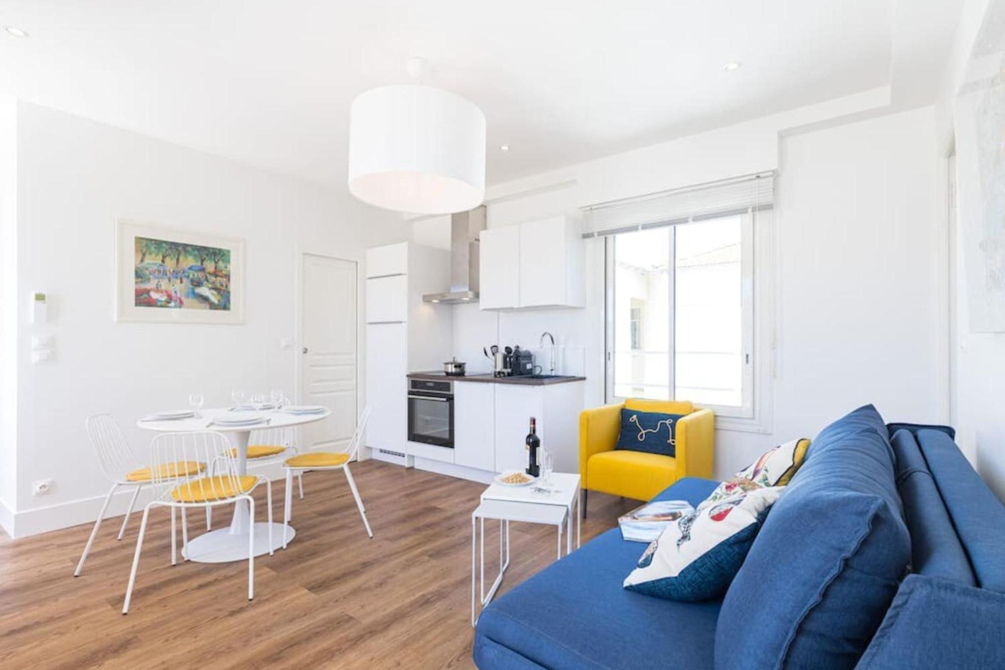 Spitalieri- Sunny Terrace With View -New Apartment Nice Bagian luar foto